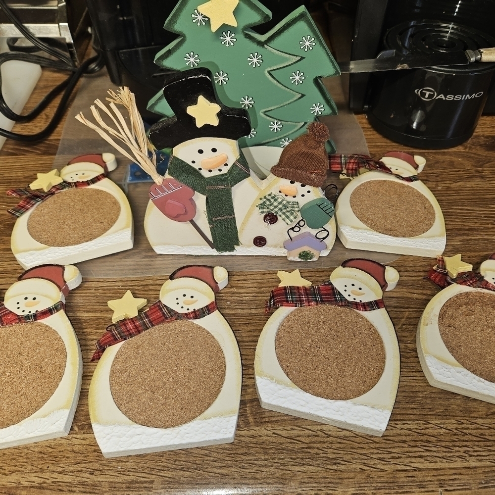 Vintage Wooden Christmas Snowman Cork and Wood Coasters with Wooden Holder